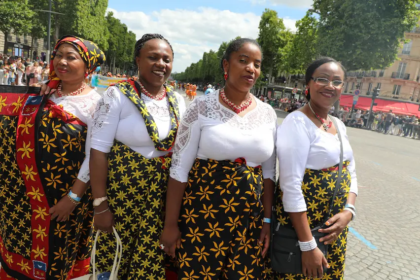 carnaval tropical 2022 Femmes en tenues de comoriennes